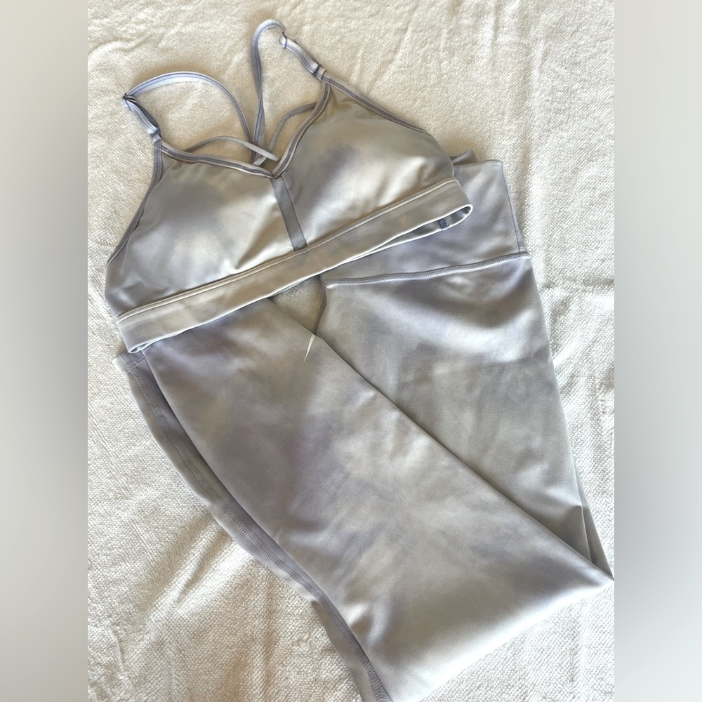 Nike legging and shorts bra set. White, purple, and blue. Size small